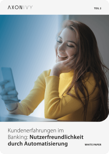 Zufriedene Banking-Kundin dank automatisierte Prozesse.